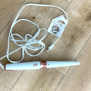 T3 Whirl Convertible curling iron